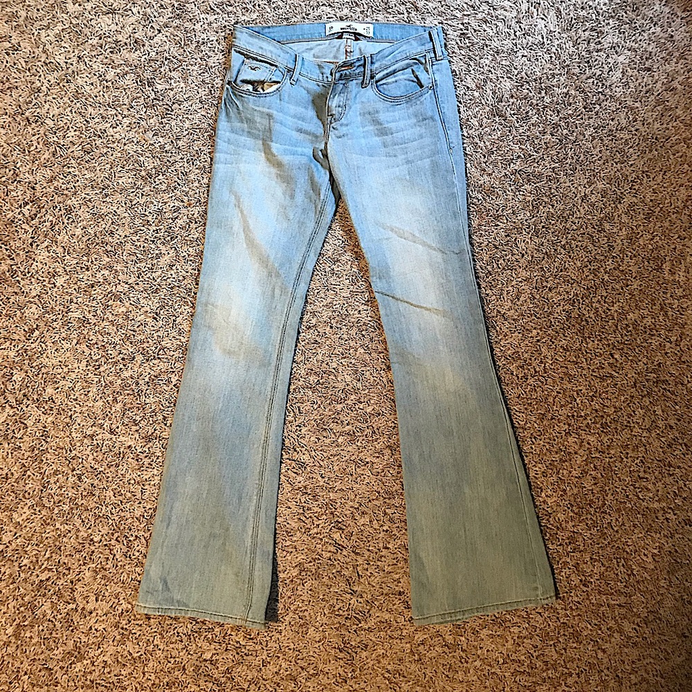 Size 25/33 L Hollister Flares
